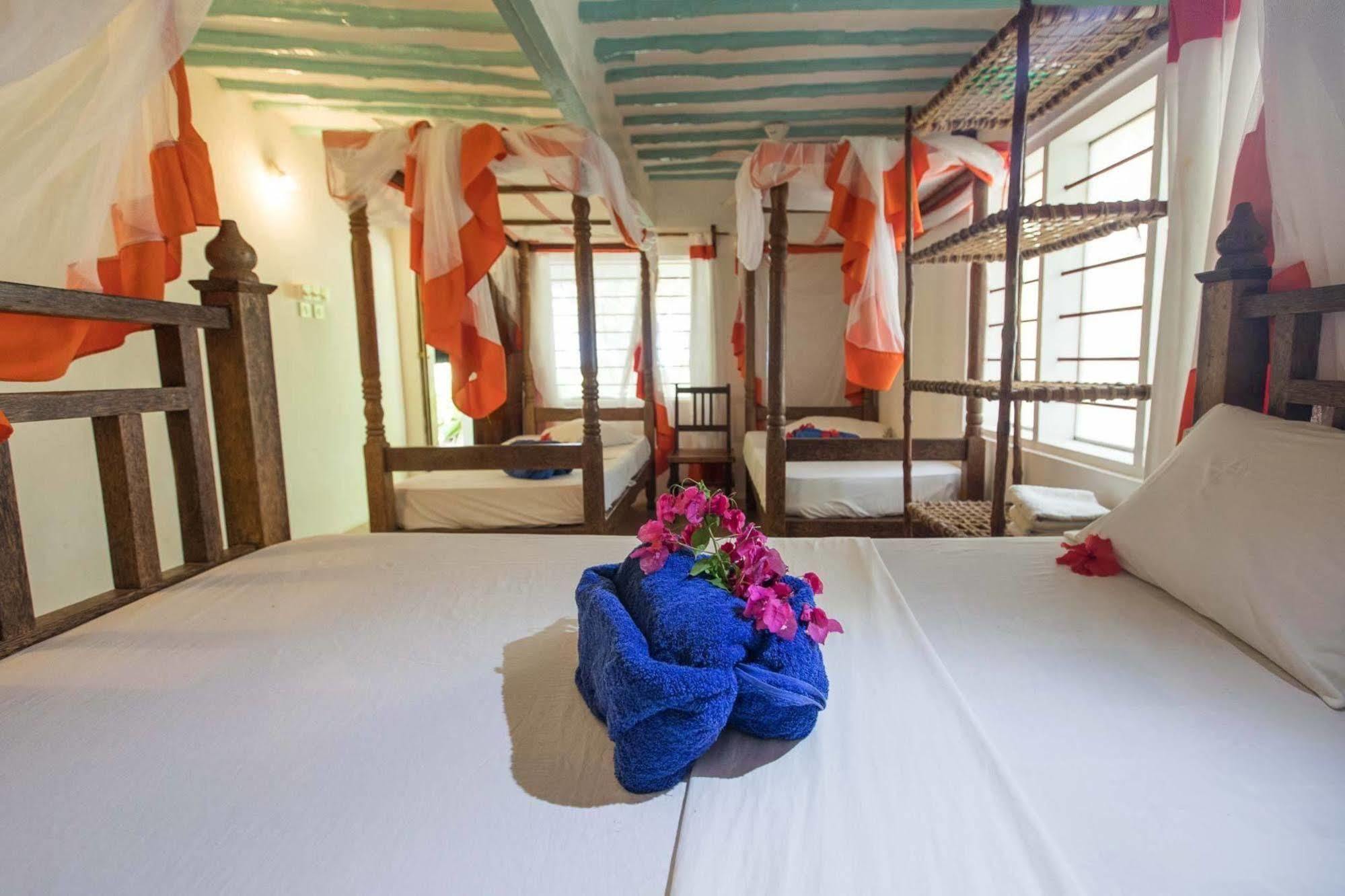 פאג'ה Ndame Beach Lodge מראה חיצוני תמונה